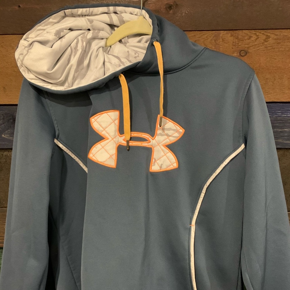 UA Sweatshirt
